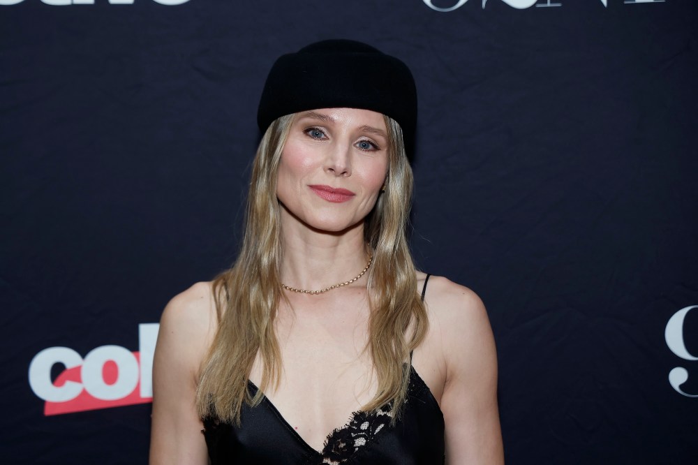 Kristen Bell Swears by This Travel-Friendly Powder Face Wash