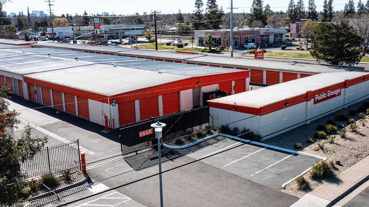 Public Storage relocates headquarters from California to Texas