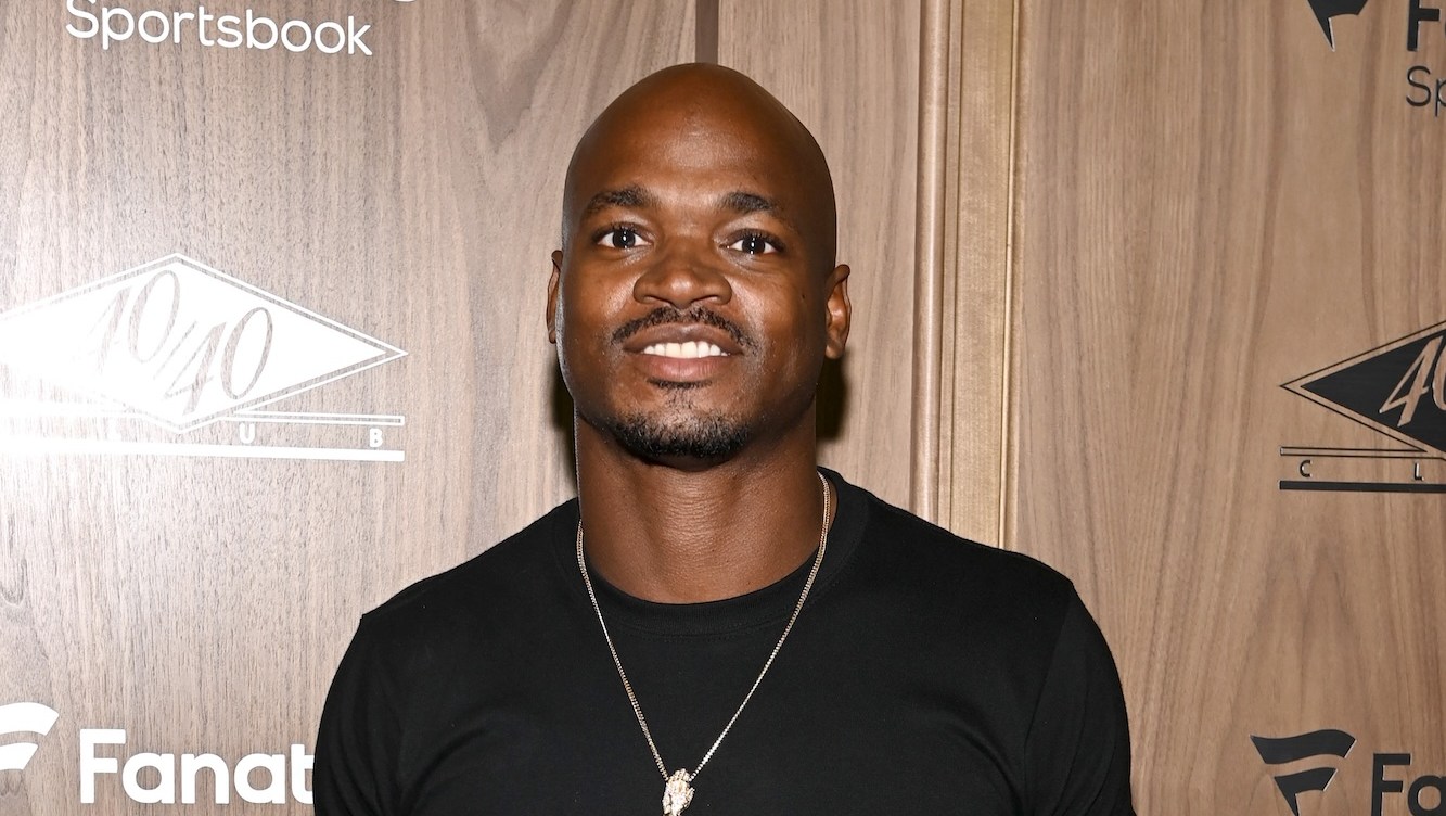 Adrian Peterson Arrested for DWI and 'Unlawful' Weapon Carrying