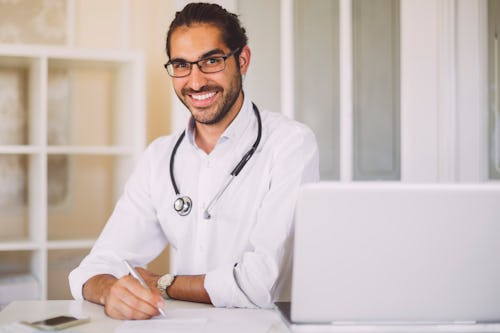 People Are Sharing The Most Unhinged Things Their Doctors Have Said To Them