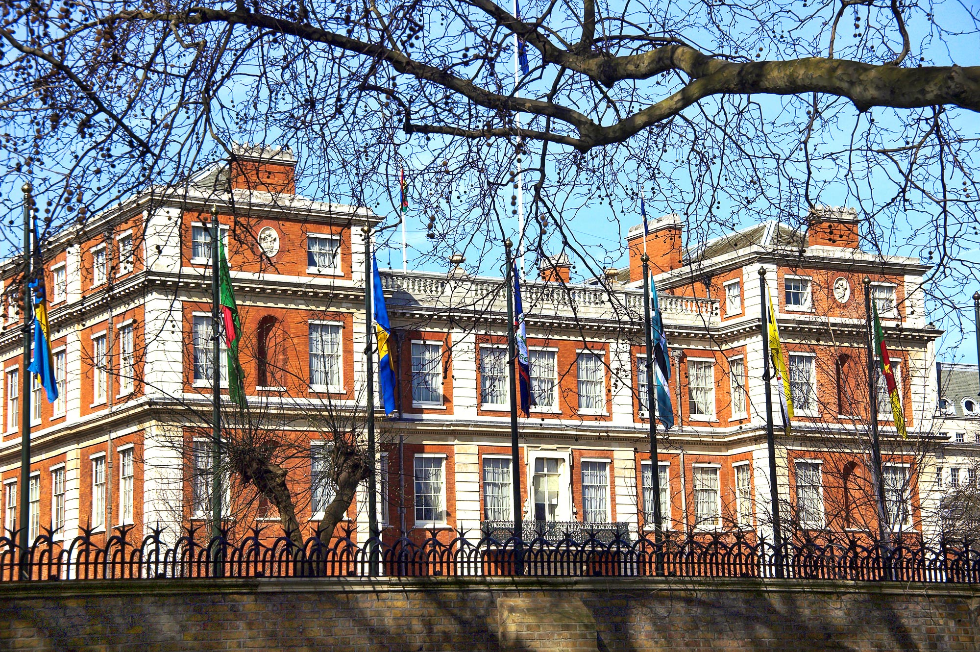 Inside Royal Family Properties: Who Lives Where — And How Much They Pay