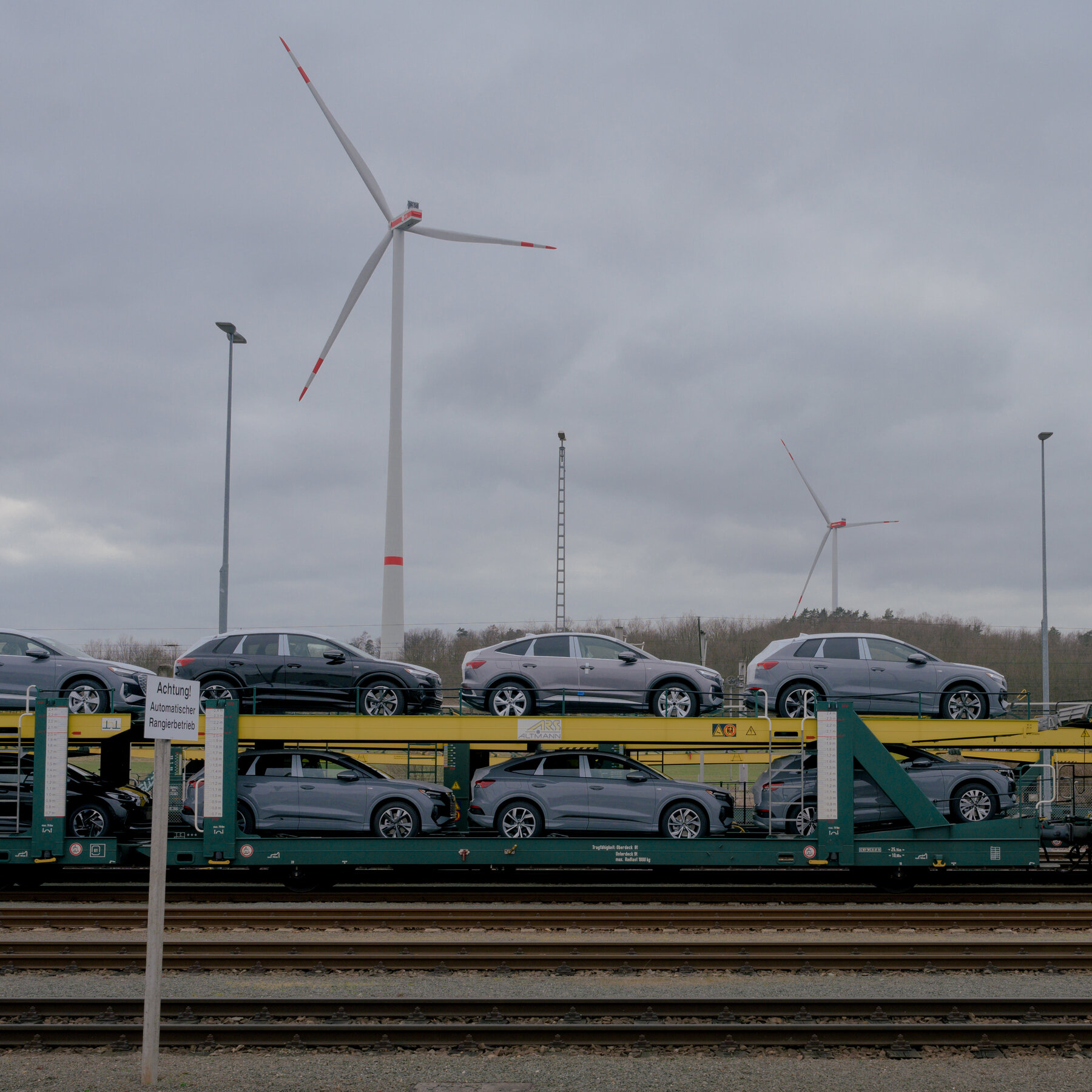 Trump Threatens Steep Tariffs on Goods From E.U. and Mexico