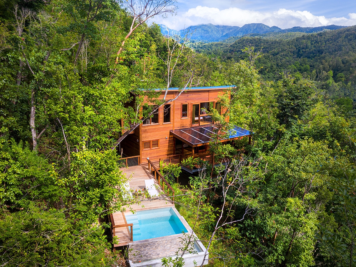 10 Caribbean Hotels Where You Can Stay in a Treehouse