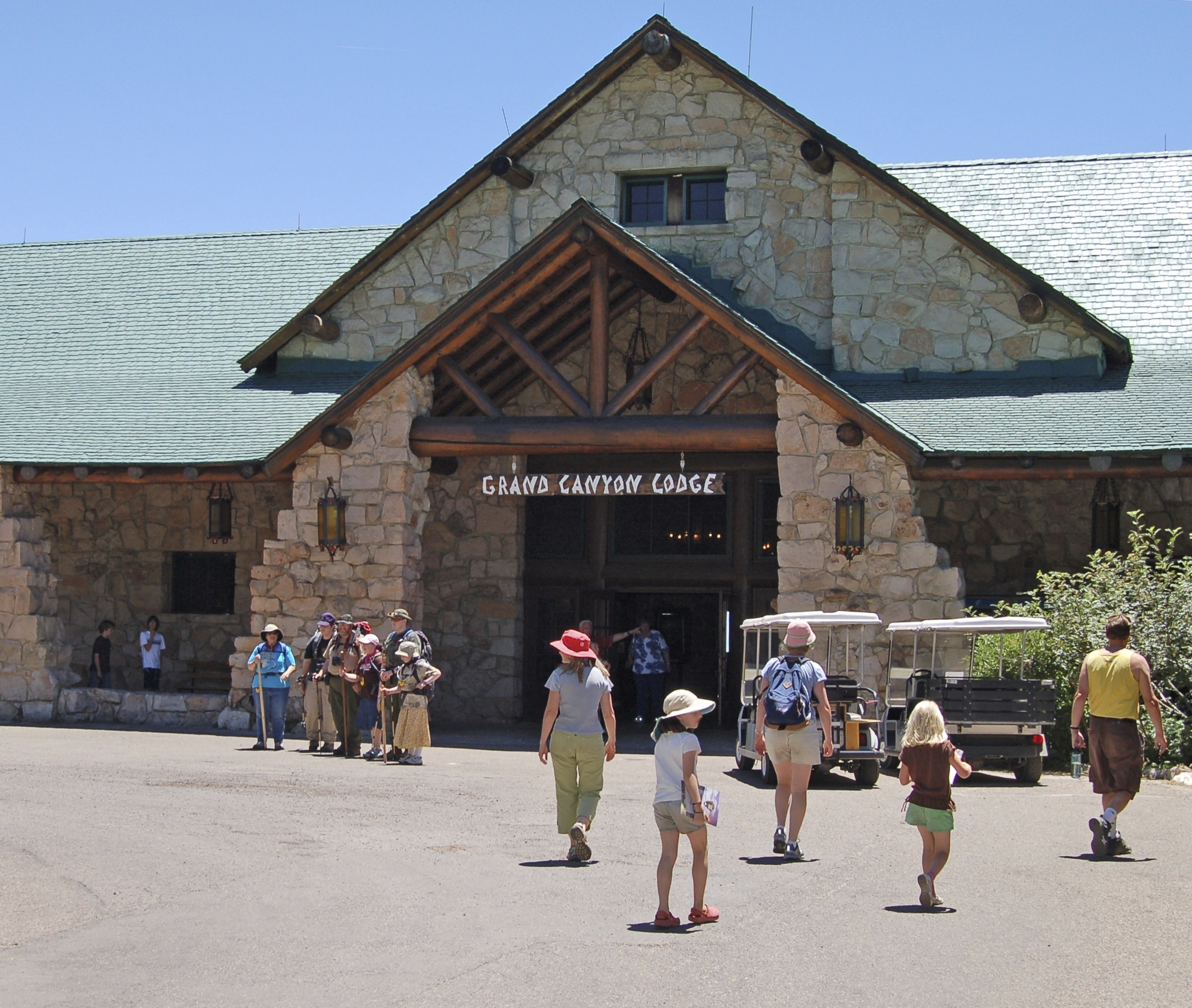 Historic Grand Canyon lodge destroyed by wildfire