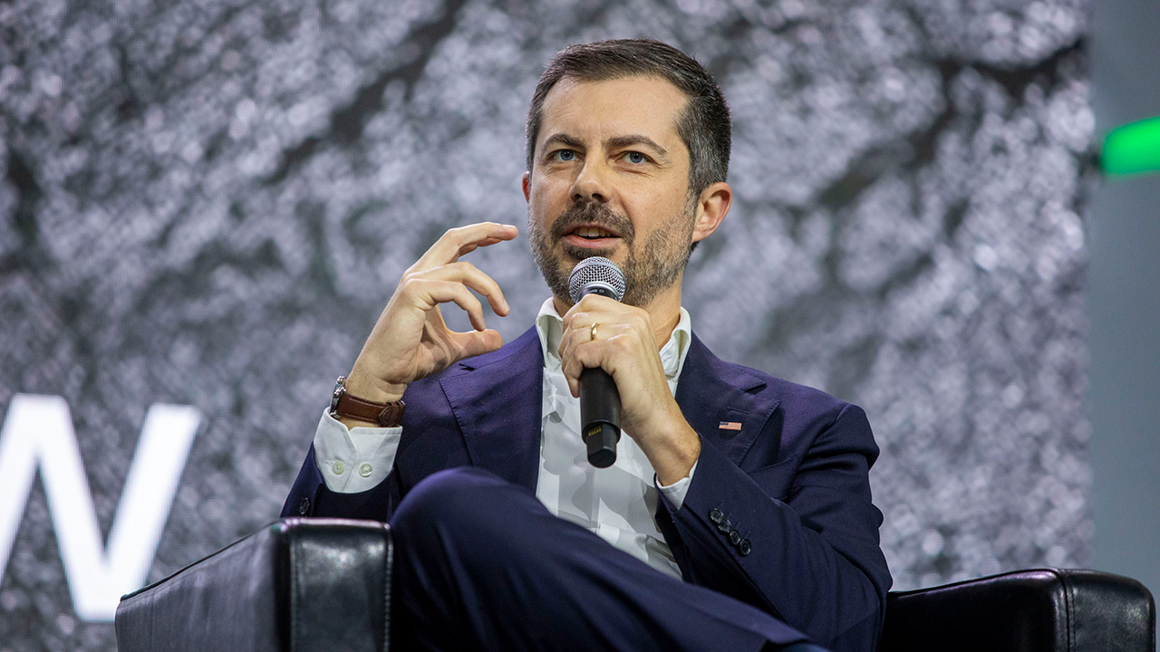 Buttigieg criticizes Trump after Ford factory heckler incident in Michigan, calls him 'union buster'