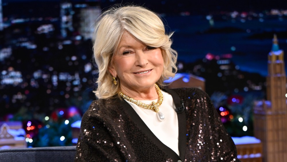 Martha Stewart's Gorgeous Sweater Style Brightens up Dreary Winter Days