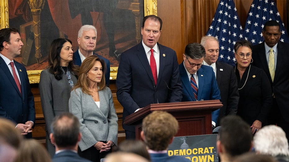 House conservatives back new funding deal to end shutdown, reject 'wasteful' Obamacare subsidies