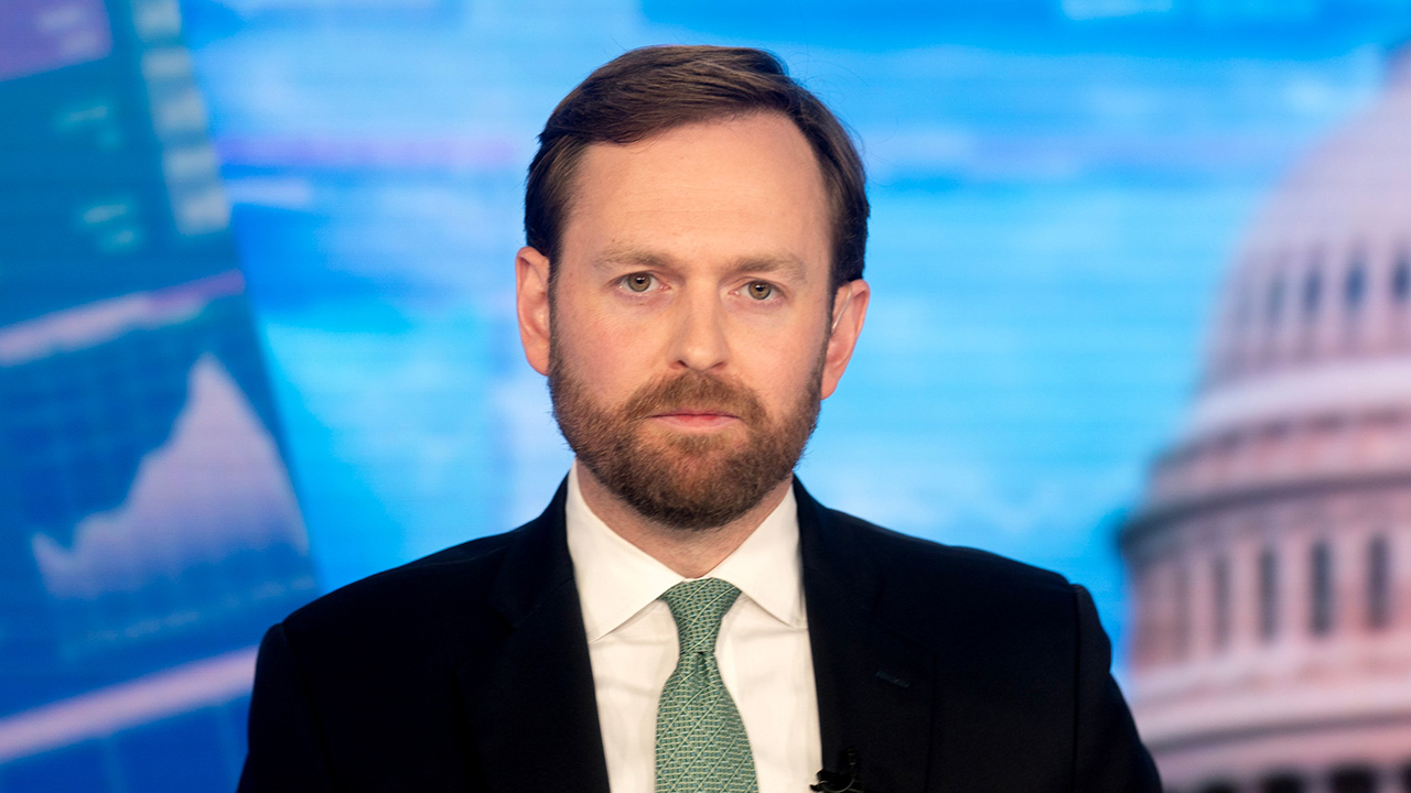 FTC chair touts ‘huge win for American workers’ after Walmart agrees to $100M settlement over driver pay