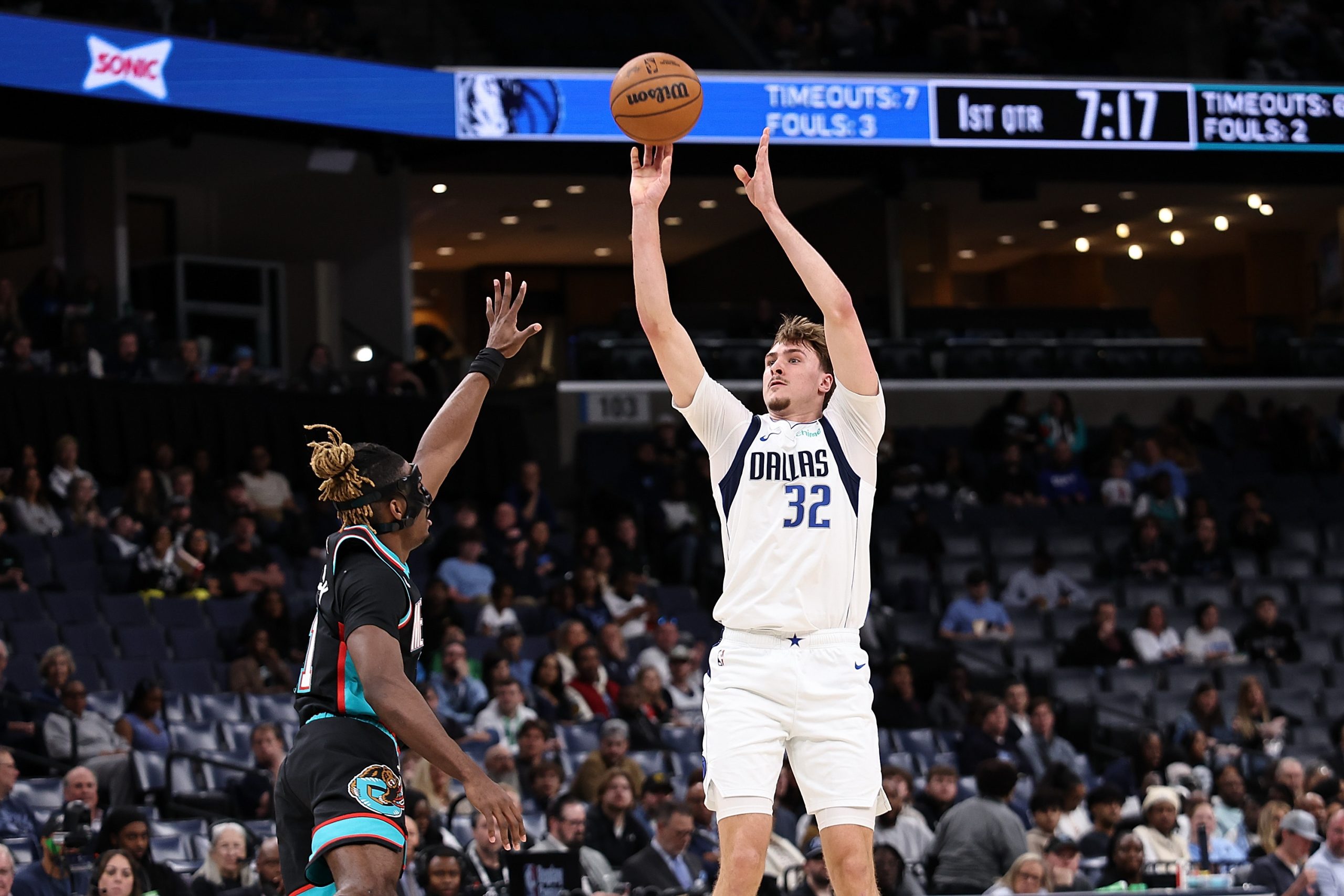 bet365 Bonus Code FOX365 Unlocks $365 in Bonuses for Cavaliers vs Mavericks, Timberwolves vs Warriors