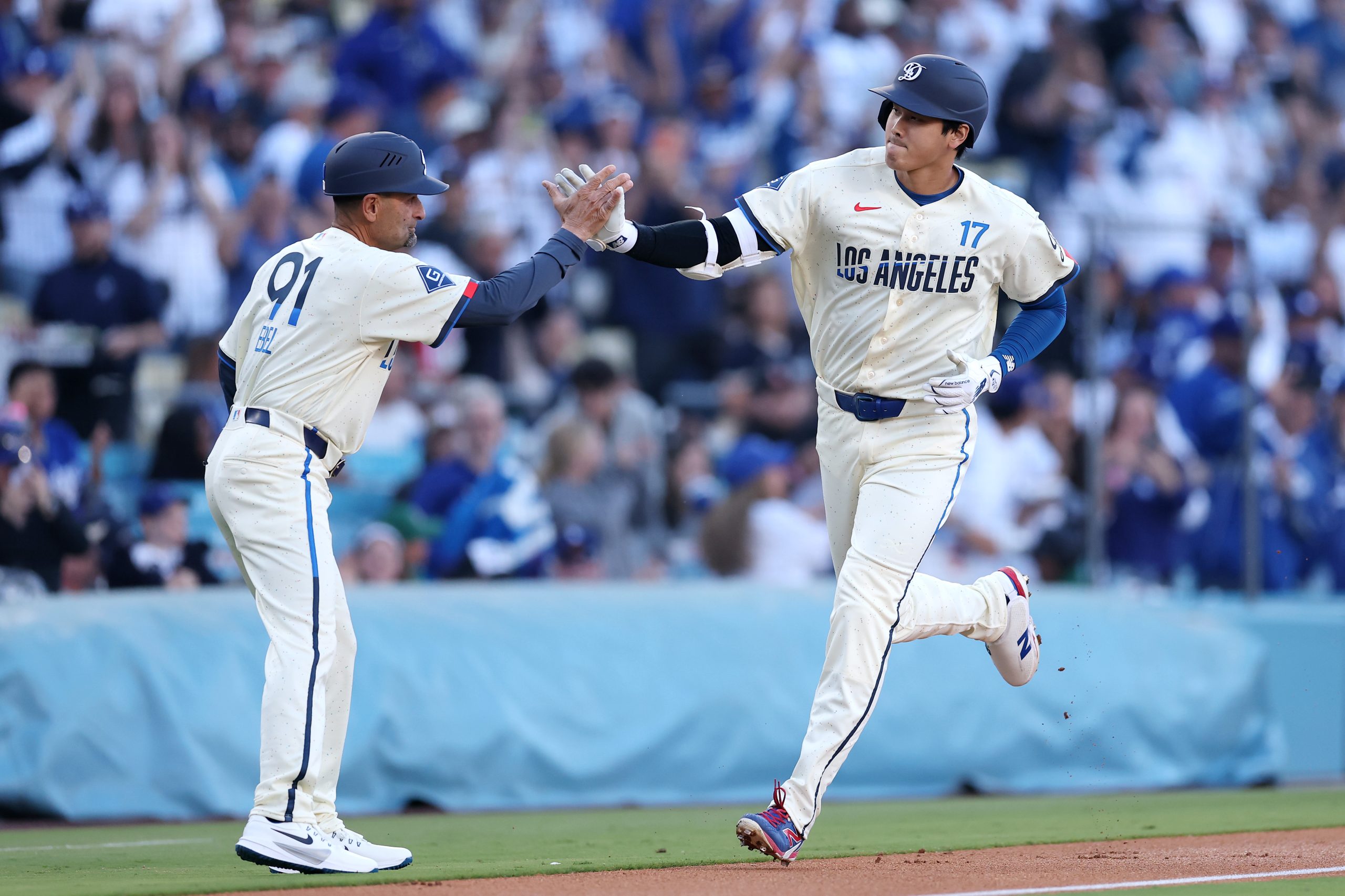 Shohei Ohtani's Leadoff Homer, Teoscar's 3-Run Shot Propels Dodgers Over Rangers