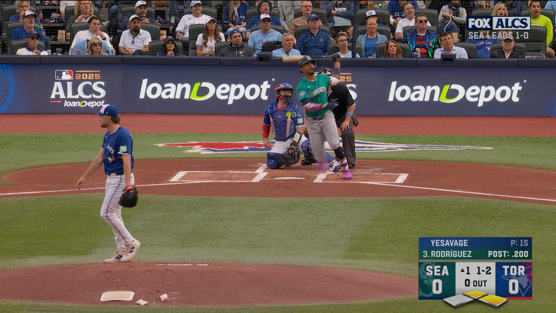 Julio Rodríguez CRUSHES three-run home run to give Mariners lead over Blue Jays
