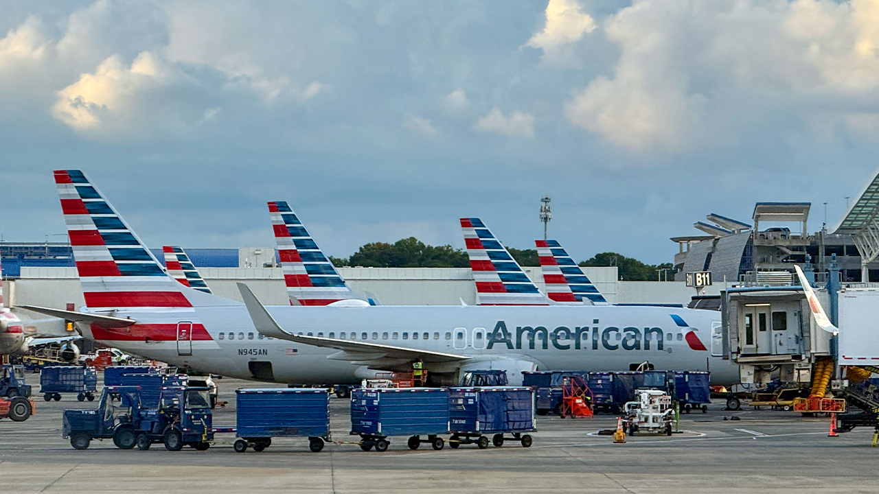 Stowaway found dead in American Airlines plane landing gear compartment at Charlotte airport