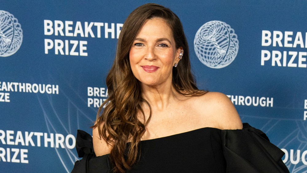 Even Drew Barrymore Loves This Affordable Multivitamin That Boosts Hair Growth