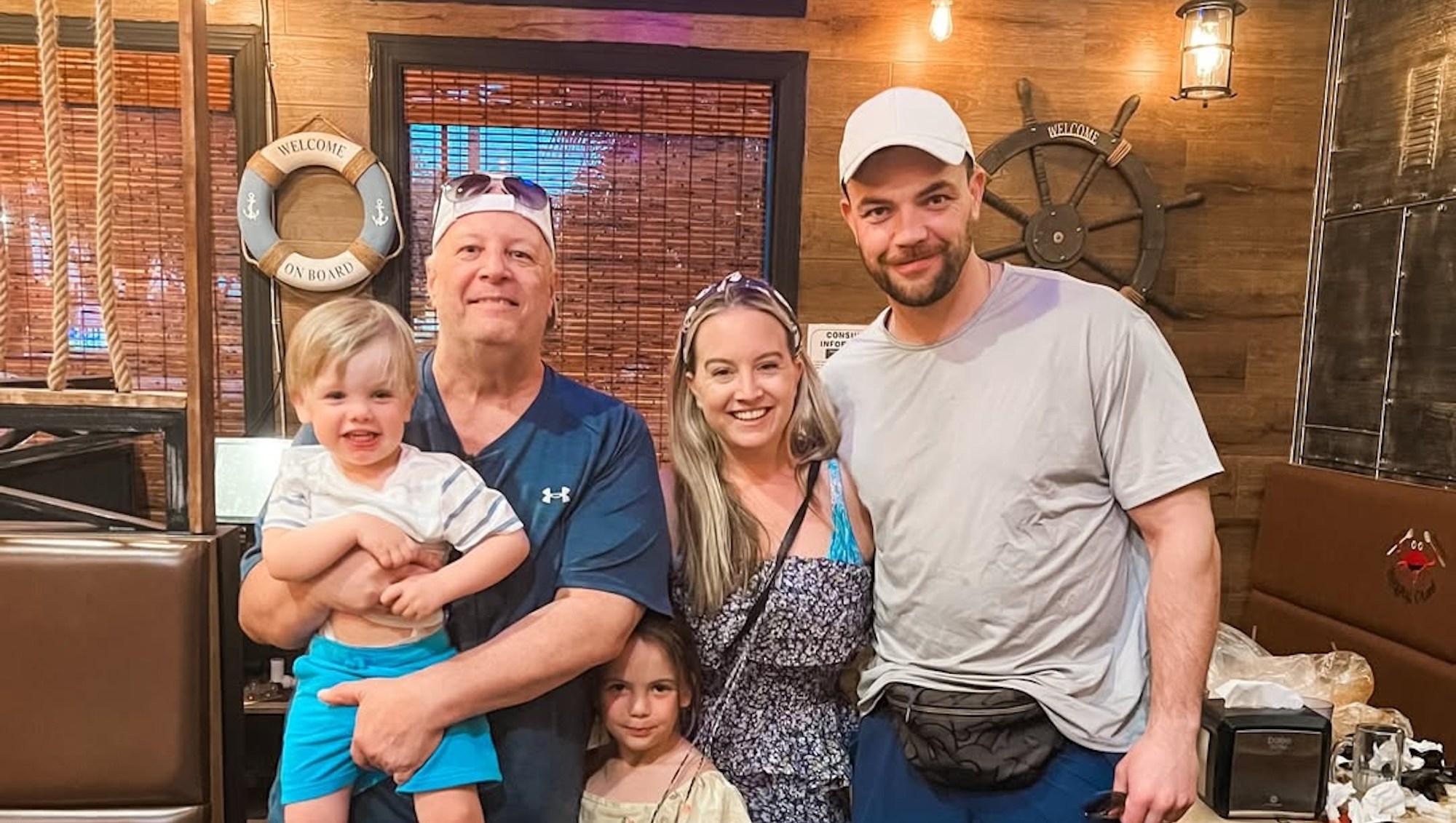 ‘90 Day Fiance' Star Elizabeth Provides Update After Father's Death