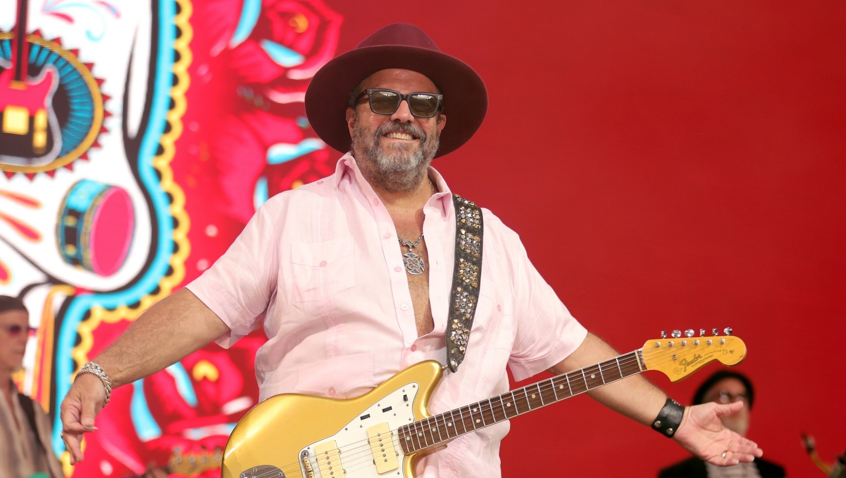 The Mavericks Frontman Raul Malo Dead at 60 After Colon Cancer Diagnosis