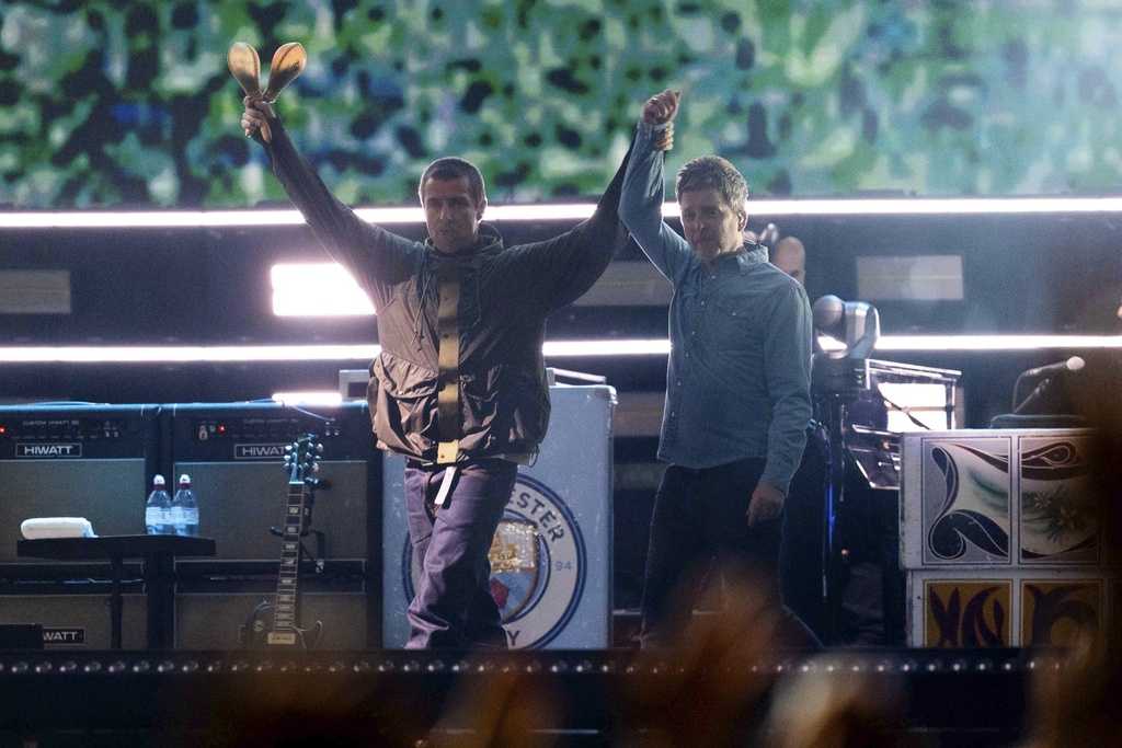 Oasis sends fans 'Supersonic' as long-awaited reunion tour starts in Cardiff