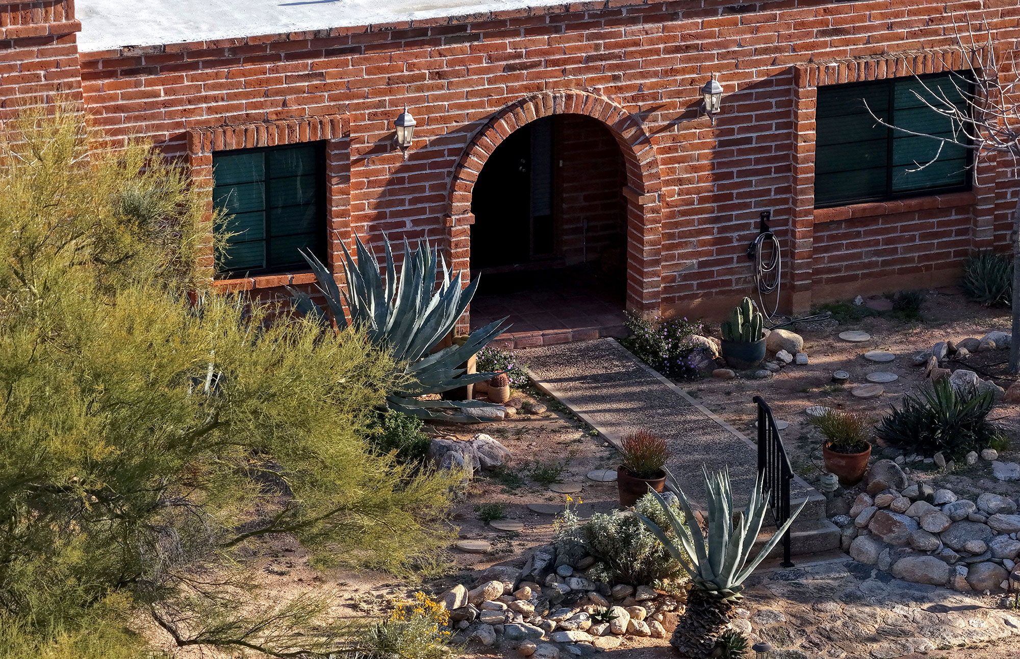 Nancy Guthrie's Neighbors Reported Internet Outage When She Went Missing