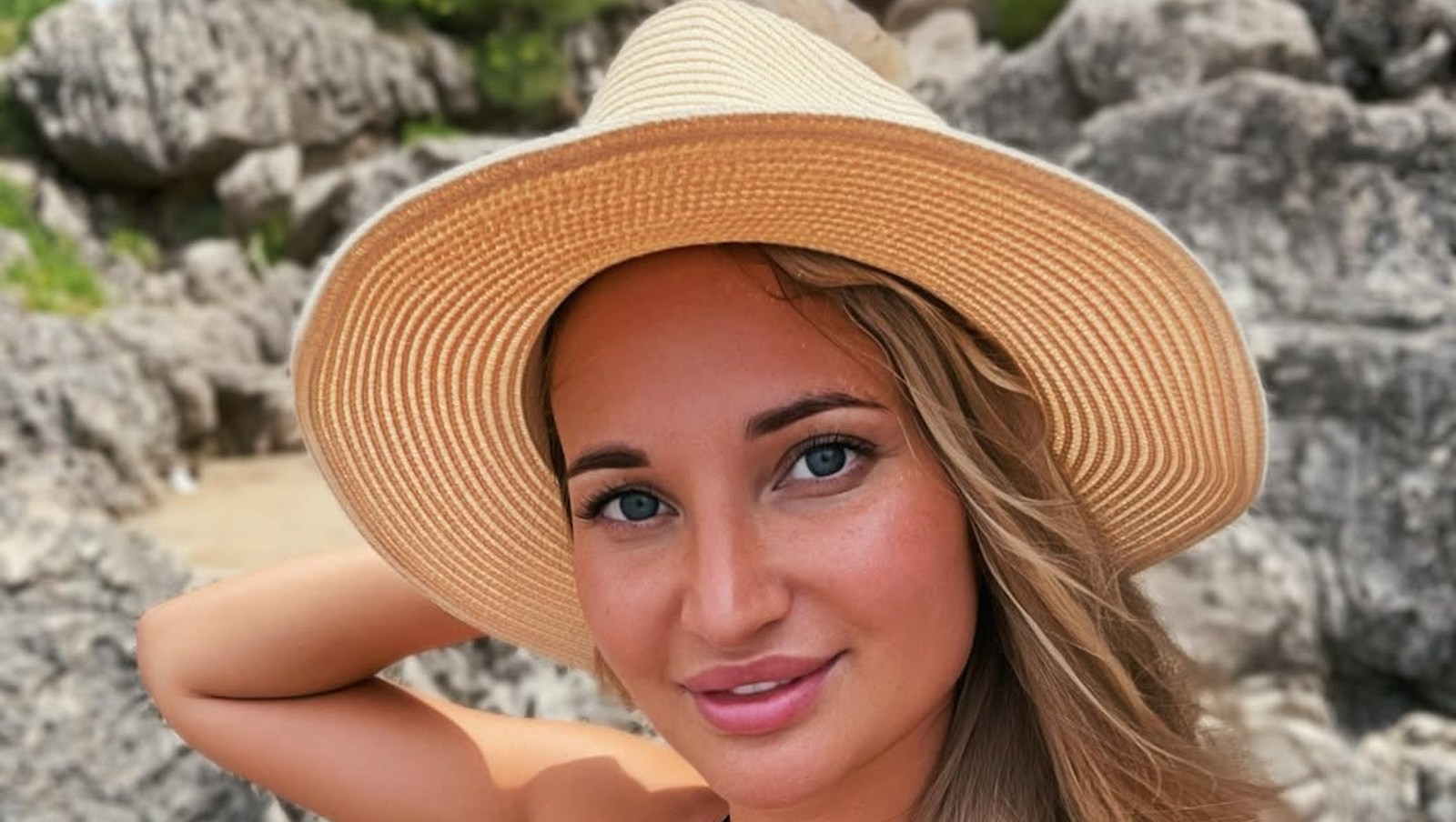 What to Know About Investigation Into Influencer’s Death After Cosmetic Surgery