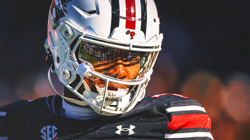 2025 College Football Playoff, Bowl Buzz: Star QB Returning to School for 2026