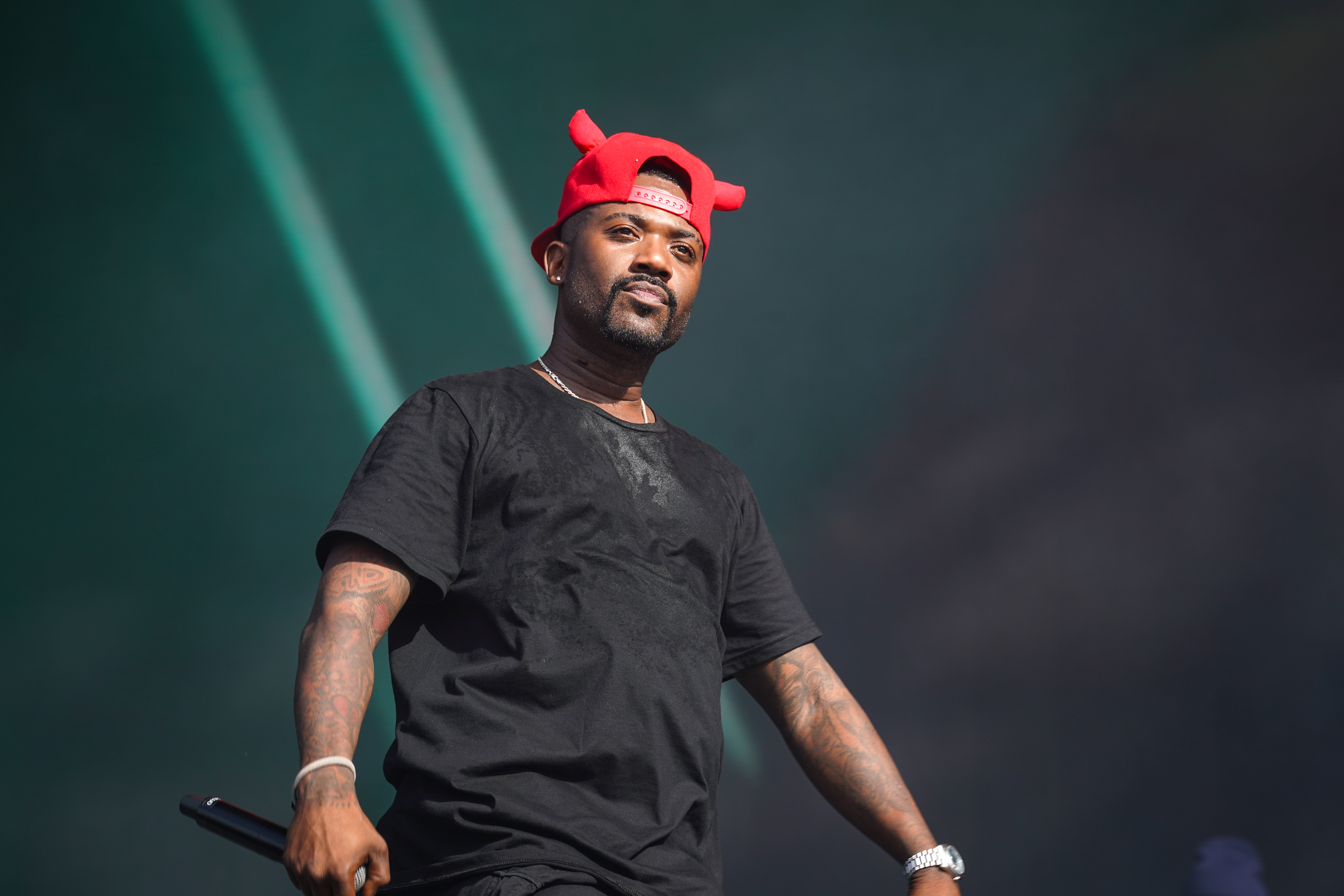 Ray J Says He's Hitchhiking, Asks for Food and Shelter Following Arrest