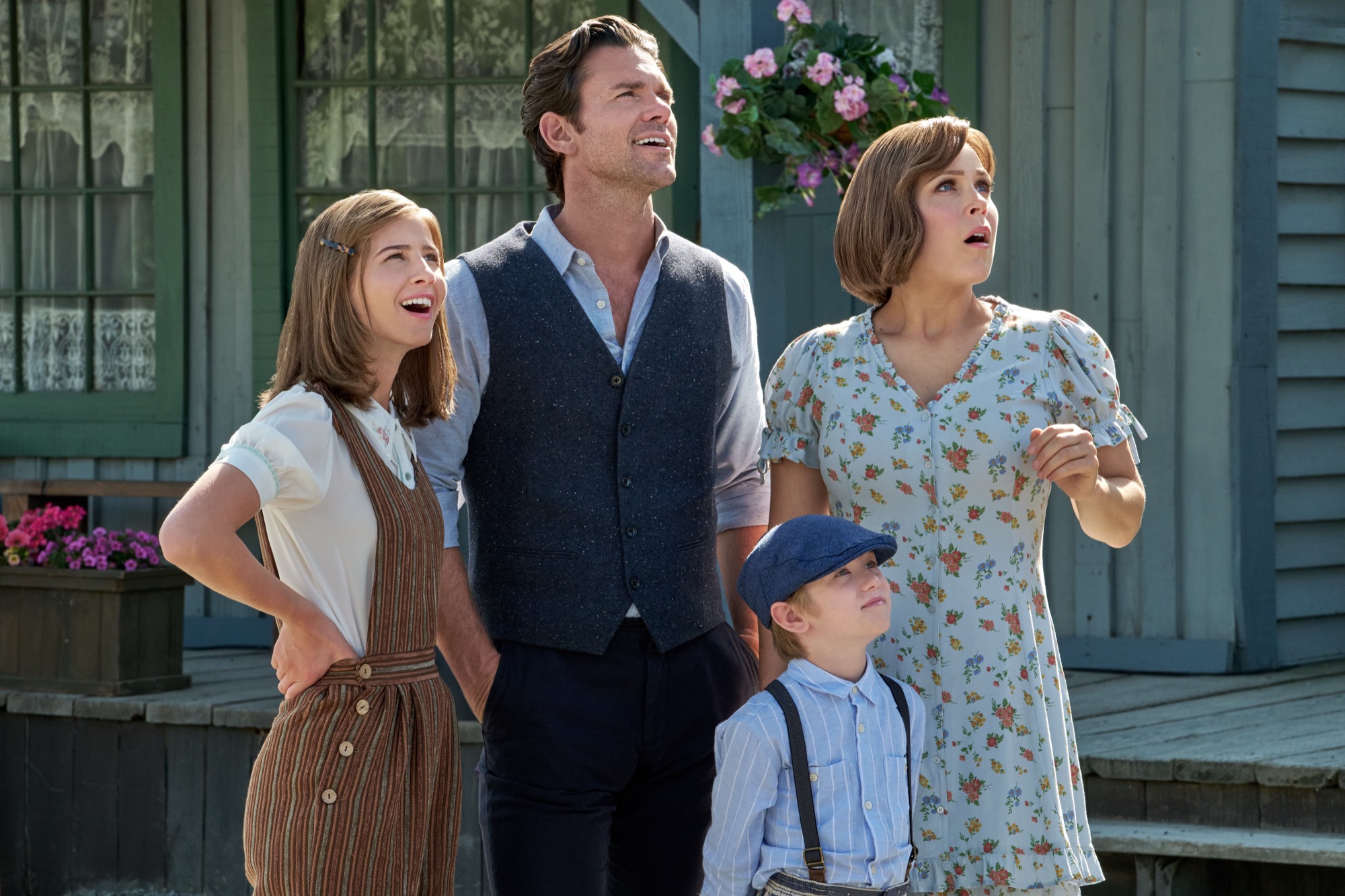 WCTH's Erin Krakow Teases a Season 13 Uptick in Love for Elizabeth and Nathan