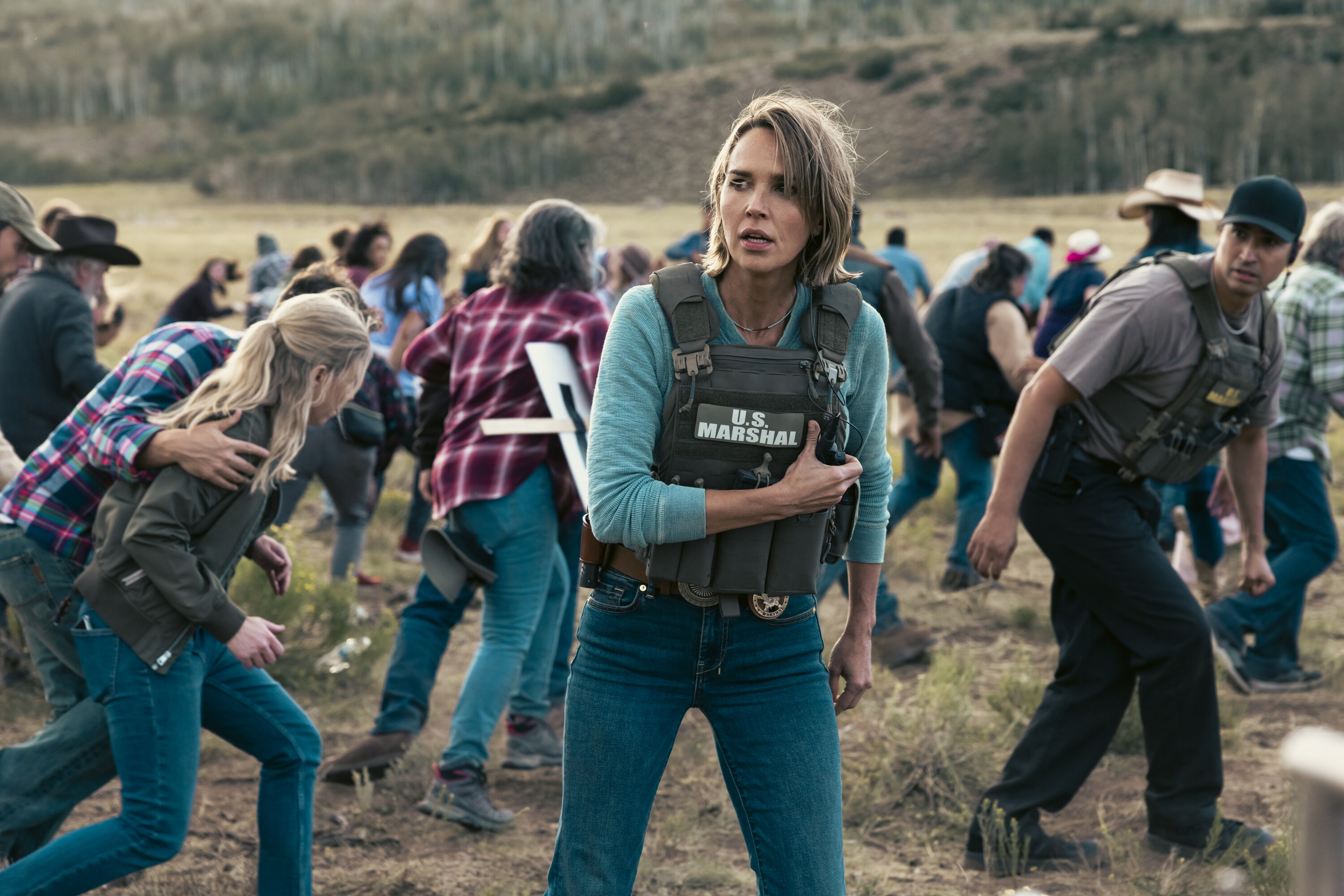 Arielle Kebbel Teases 'Shocking Reveals' in Yellowstone's 'Marshals' Spinoff