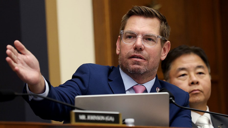 ICE director refuses to resign under pressure from Eric Swalwell not to 'side with killers'