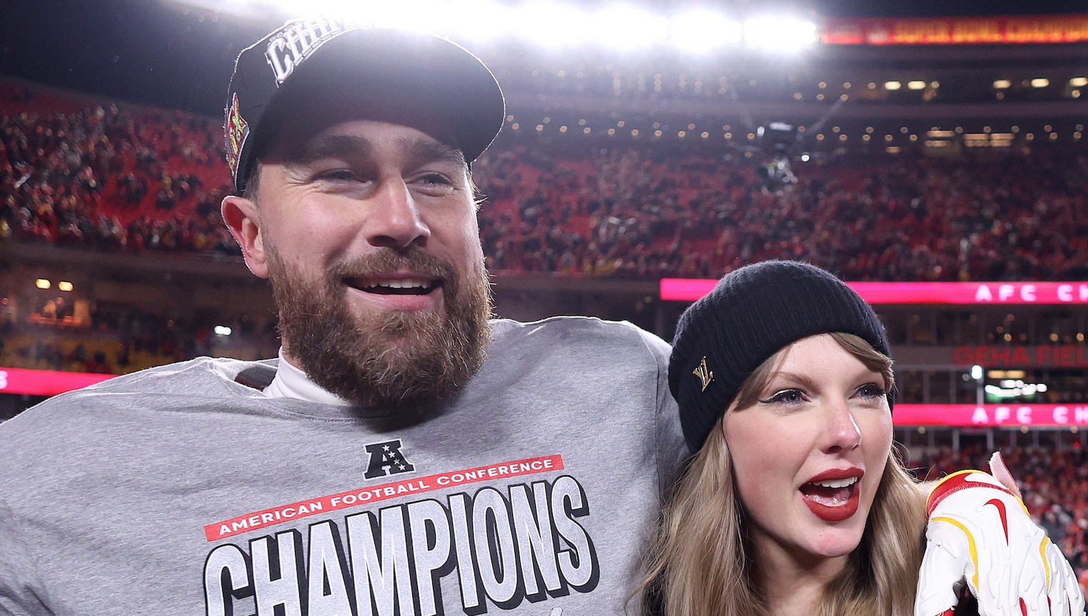 Did Taylor Swift Put Old Travis Kelce Pic in 'Fate of Ophelia' Music Video?