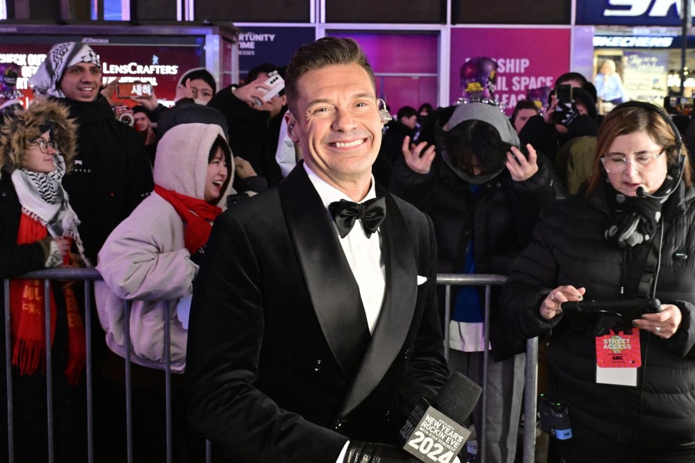 'Dick Clark’s New Year’s Rockin’ Eve With Ryan Seacrest': Time, Date, Channel