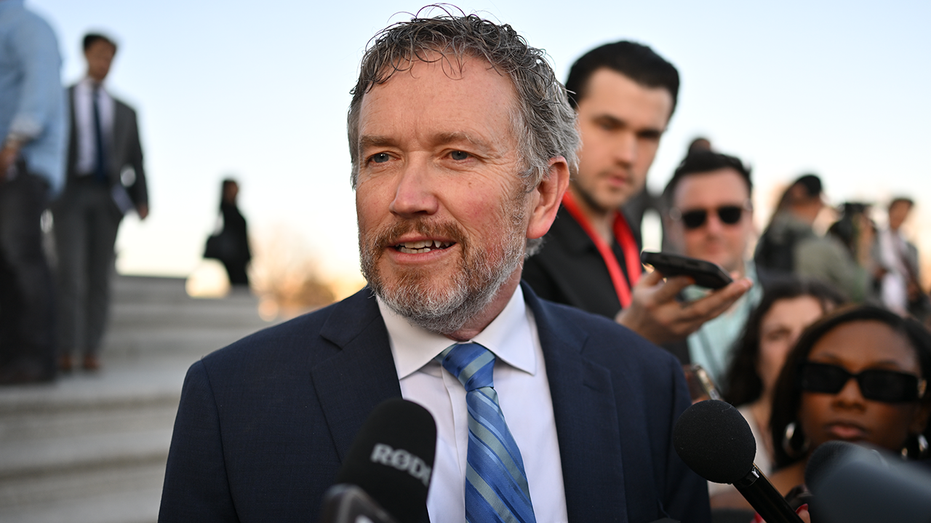 Massie sets litmus test for DOJ's Epstein disclosures as deadline slips