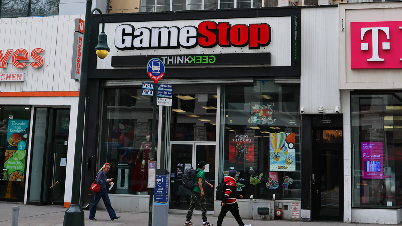 GameStop shutters more stores as retail apocalypse continues