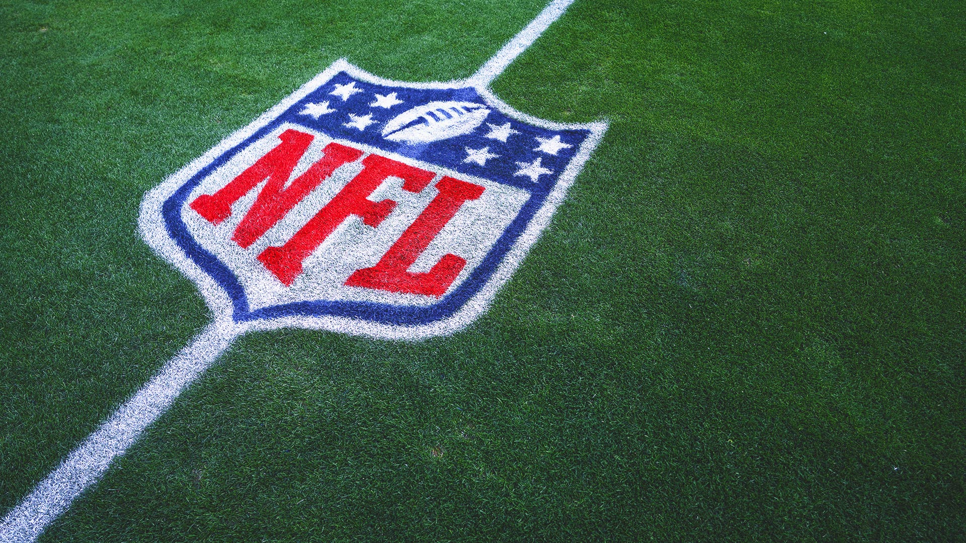 With Safety in Mind, NFL Mandates New Playing Surfaces for All Stadiums by 2028