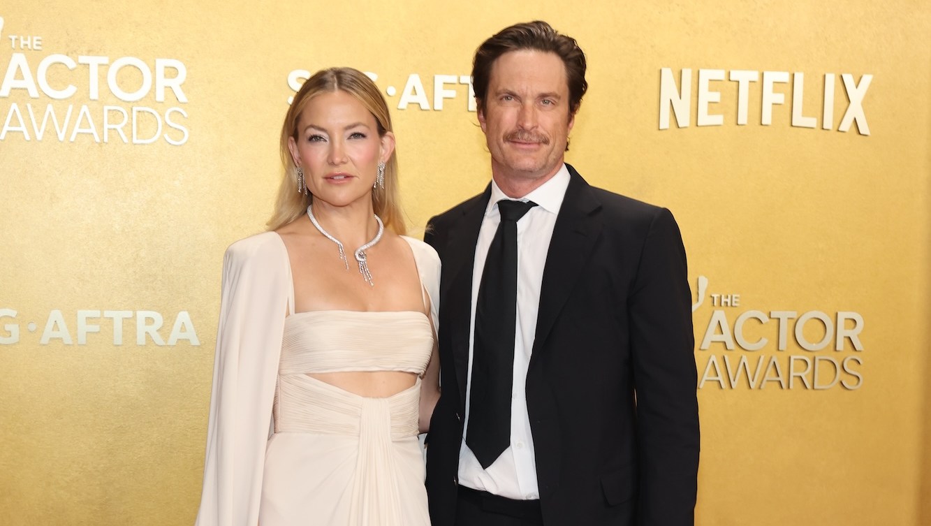 Kate Hudson Brings Brother Oliver as Her Date to SAG's 2026 Actor Awards