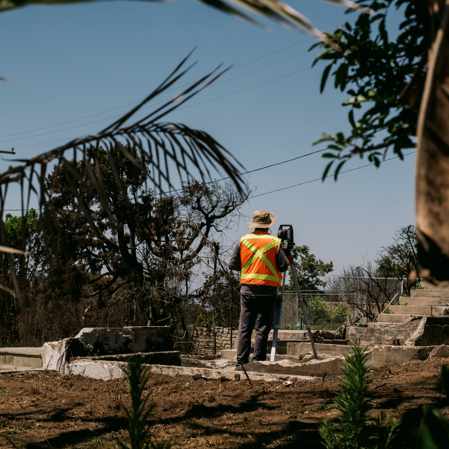 ICE Raids Scare Off L.A. Workers Rebuilding Fire-Torn Areas
