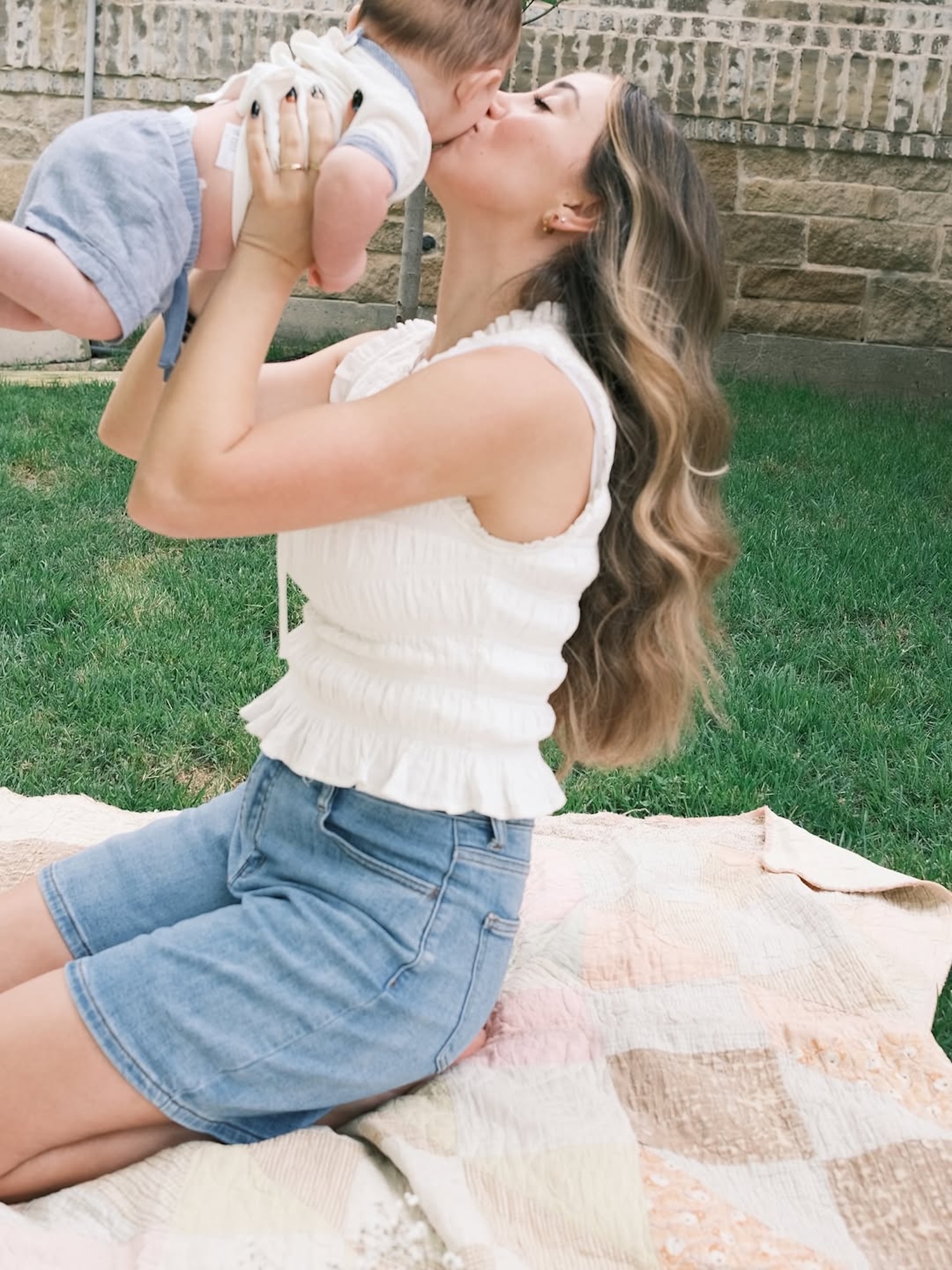 Influencer Brooklyn McKnight Shows Her ‘Postpartum Hair Loss and Regrowth’ After Giving Birth to Son