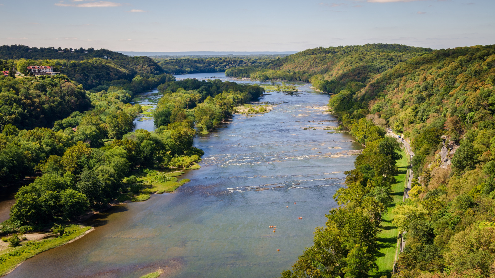 Snaking Through Washington DC To West Virginia Is A Scenic Hiking Trail Highlighting American History