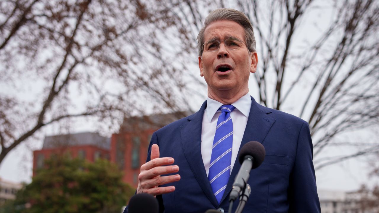 Trump admin plans IRS overhaul to probe left-leaning groups more easily, WSJ reports