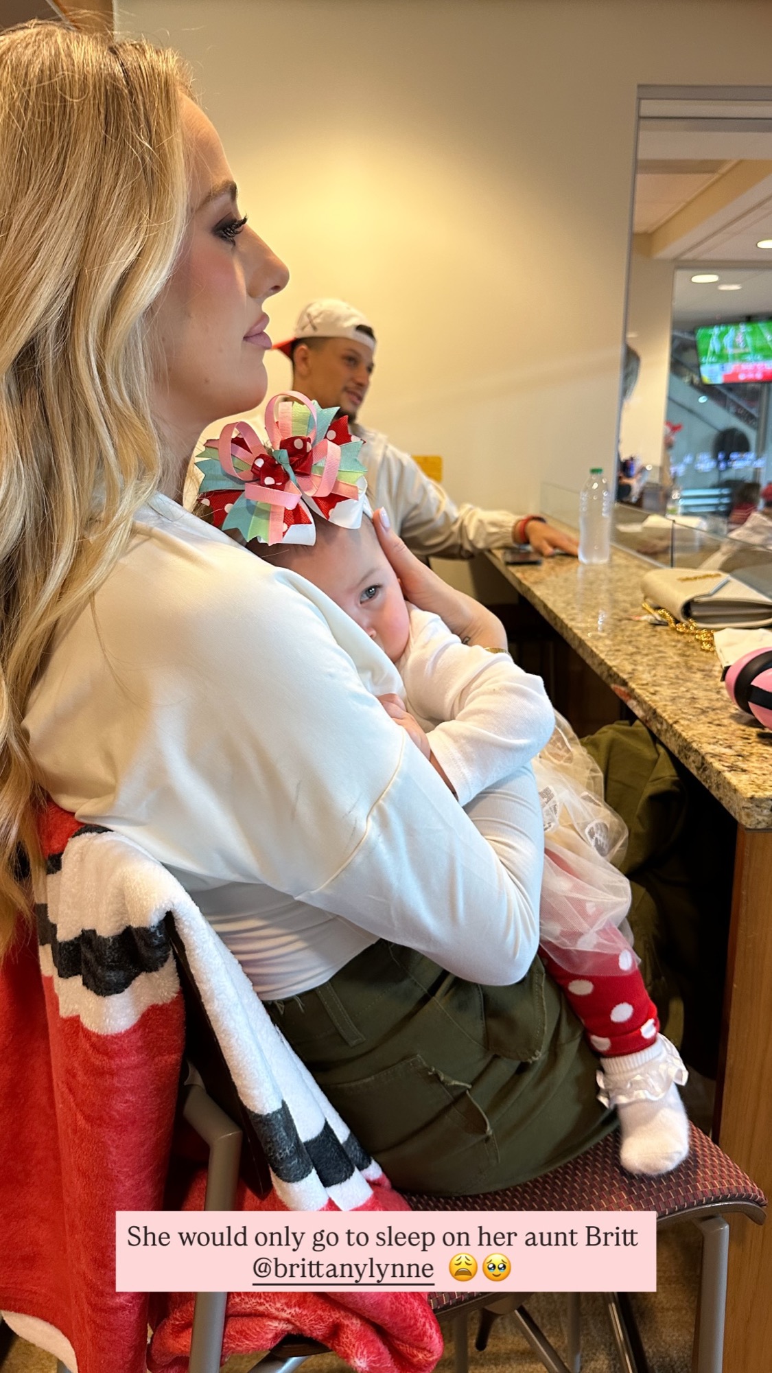 Brittany Mahomes Goes Casual in Olive Jeans for Chiefs Christmas Game