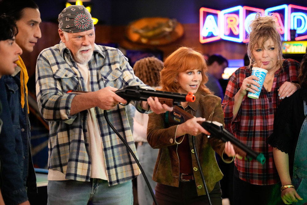 Did Reba McEntire, Rex Linn Get Back Together During 'Happy's Place' Finale?