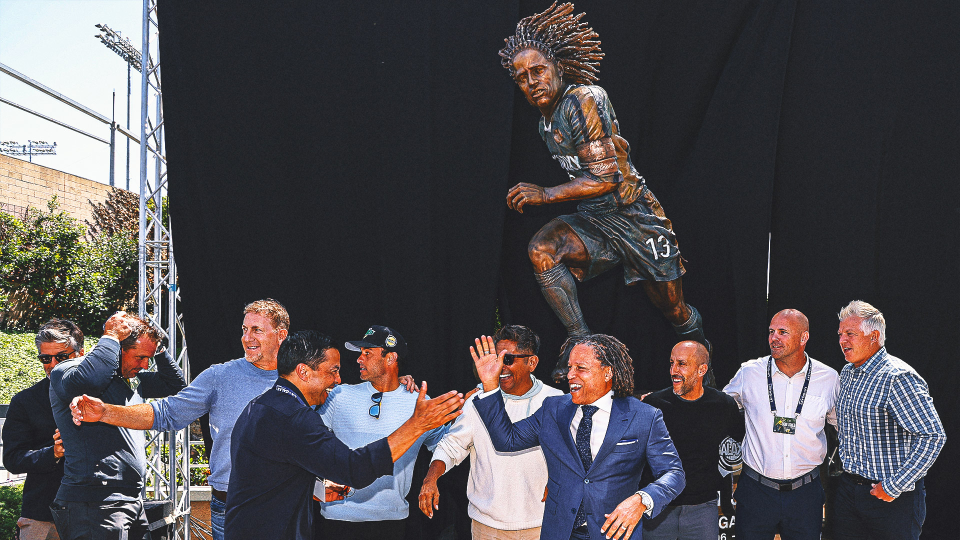 USA Icon Cobi Jones Immortalized With Statue, Reus Leads Galaxy To Victory