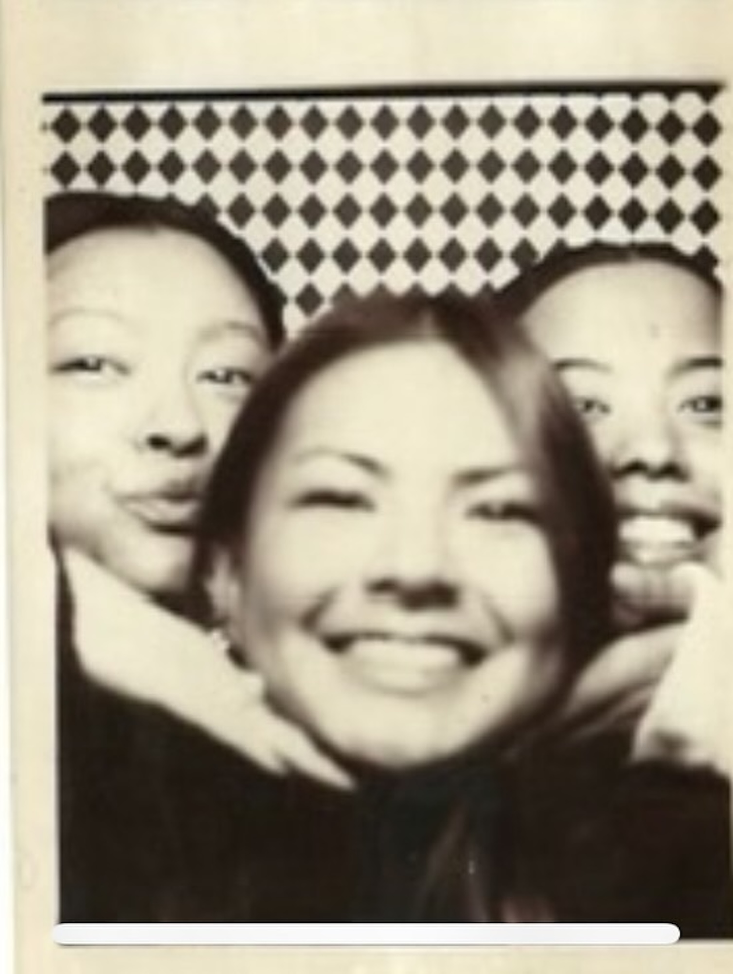 Mady and Cara Gosselin Reunite With Sister Hannah in NYC in Rare Photos