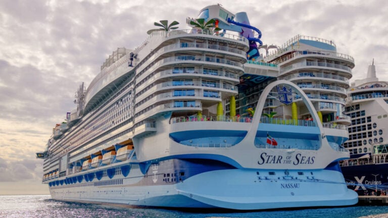 Guests Badgered by Non-Stop Royal Caribbean Welcome Emails Due to Glitch