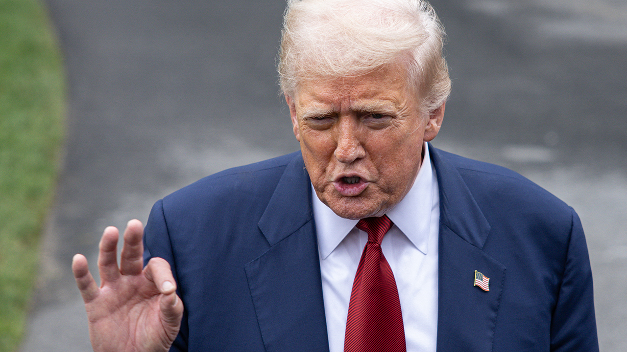 Trump to 'substantially' hike India tariffs, accuses country of fueling 'Russian war machine'