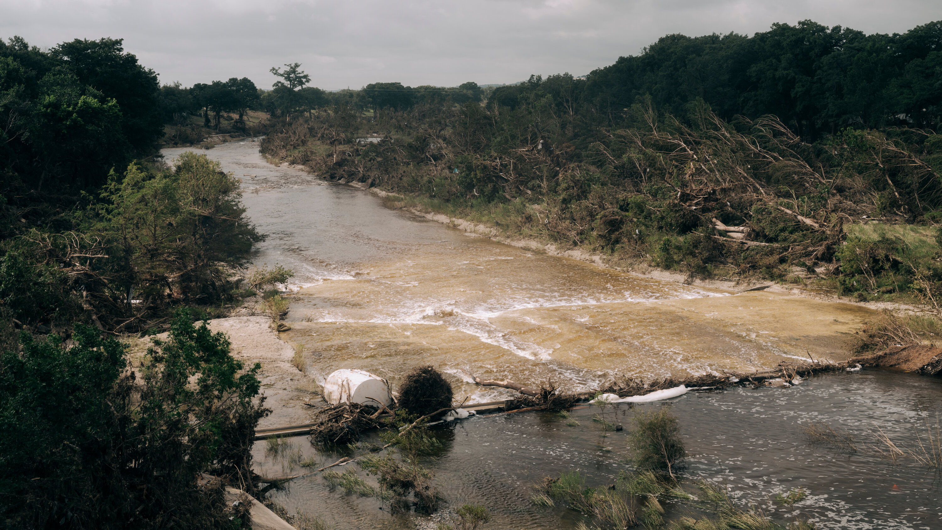 Heavy Rain Pounds Texas Region Devastated by Floods, Bringing New Threat