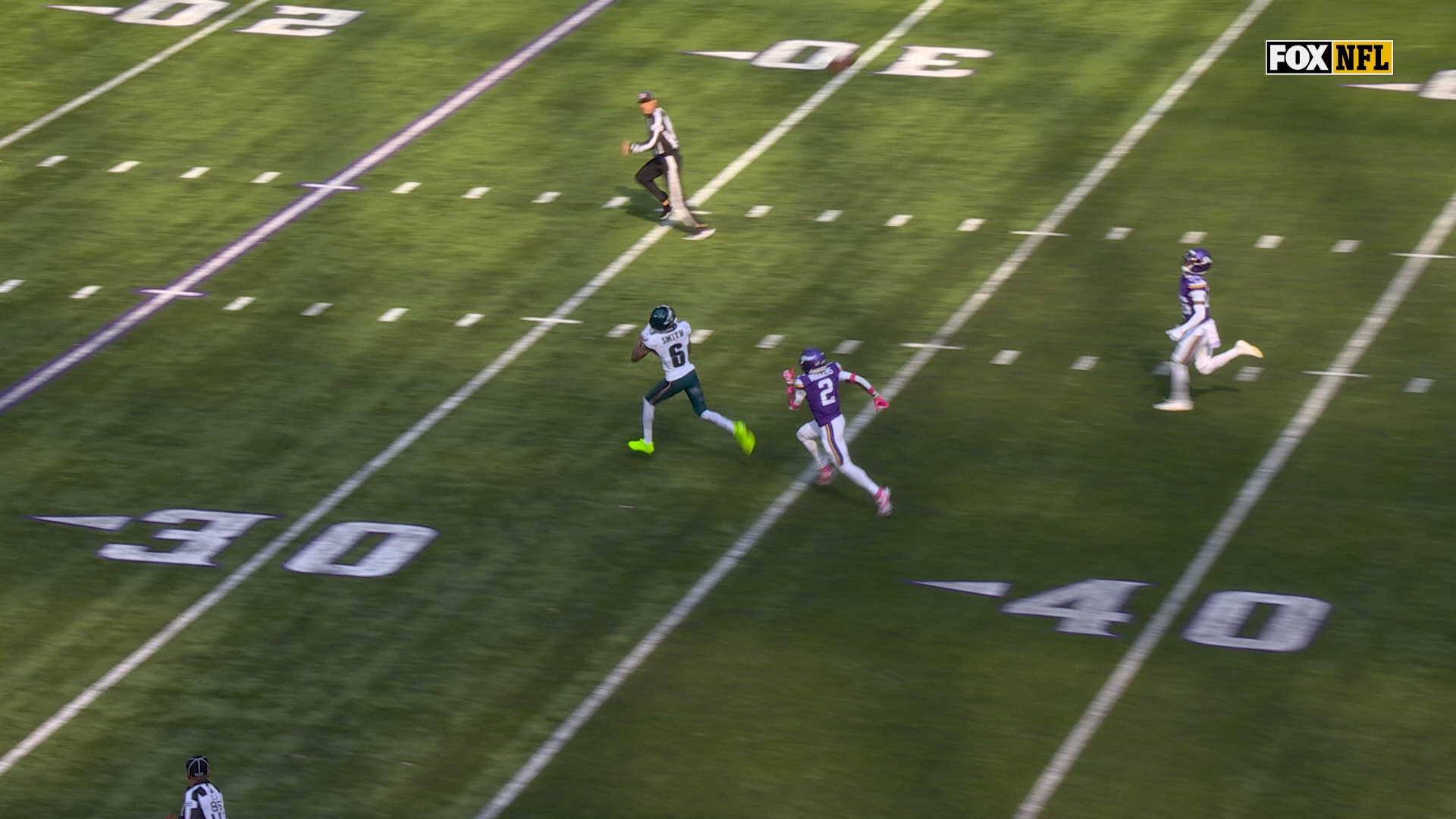 Jalen Hurts finds DeVonta Smith for 79-yard TD, extending Eagles' lead over Vikings | NFL Highlights