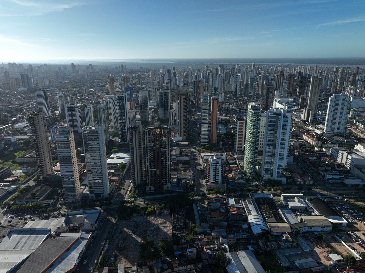 Brazilian Assets Fall as Trump’s 50% Tariff Threat Roils Outlook