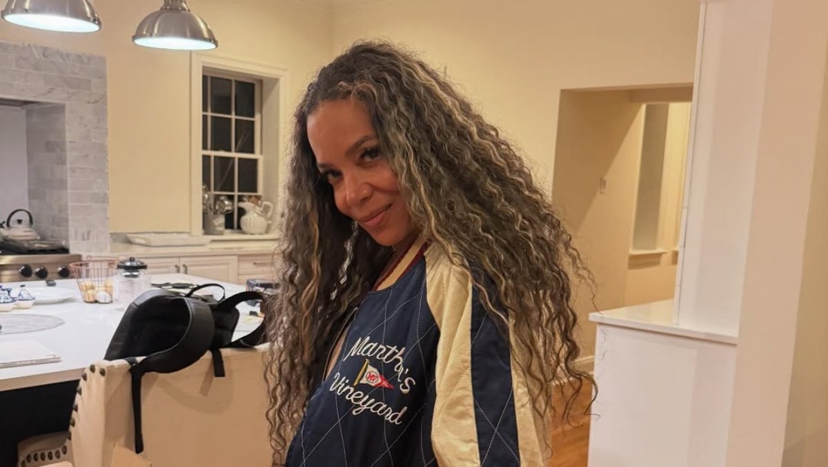 The View’s Sunny Hostin Calls Out Stars Who Don't Admit to Plastic Surgery