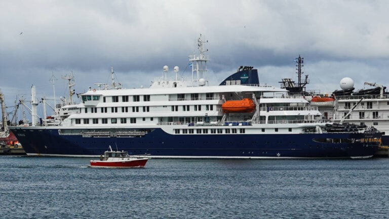 Hope for Stranded Cruise Passengers as Spain Agrees to Receive Hantavirus-Hit Ship