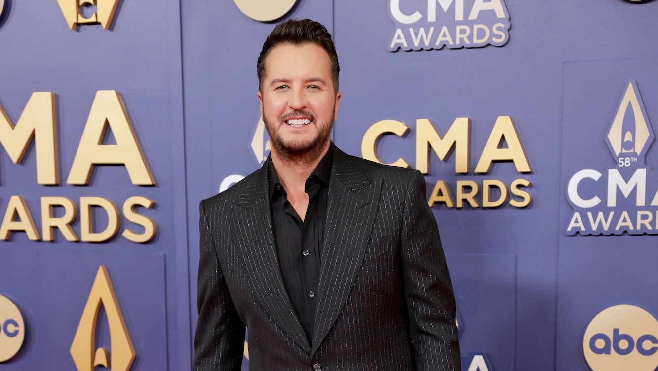 Luke Bryan Reveals His Sister's Cause of Death in Rare Interview About Family