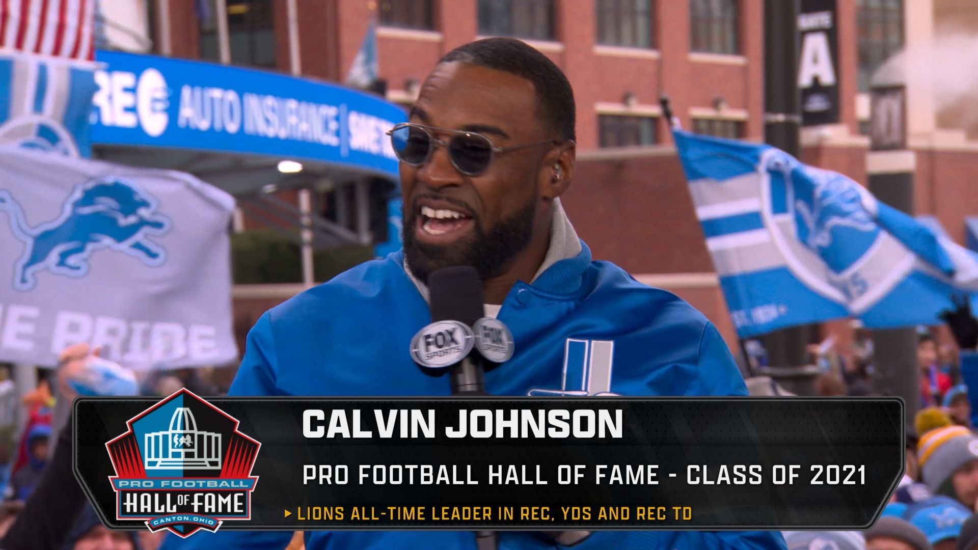 Lions' LEGENDS Calvin Johnson &amp; Chris Spielman Share How Football Shapes Thanksgivings in Detroit